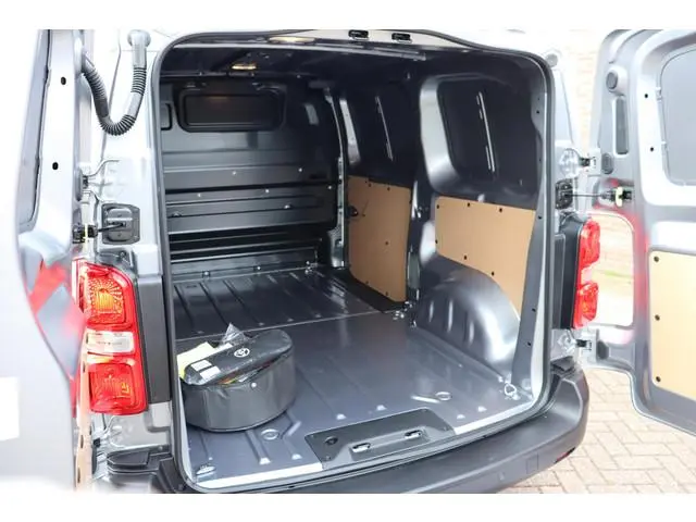 Toyota pro-ace
