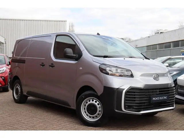 Toyota pro-ace