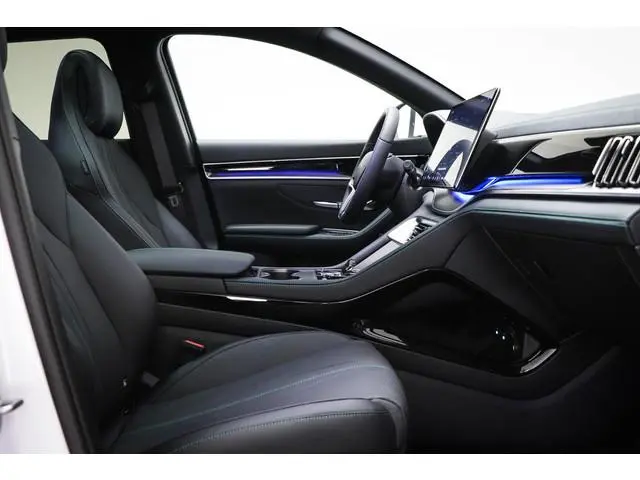 BYD SEAL U
