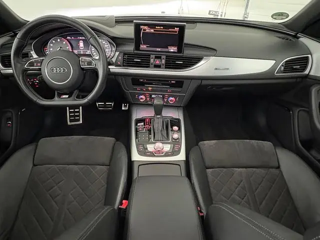 Audi A6 Avant 4.0 TFSI S6 Pro Line Plus | TREKHAAK | V8 - 450 PK |