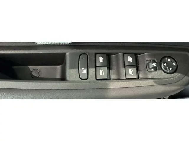 Citroën C4 X