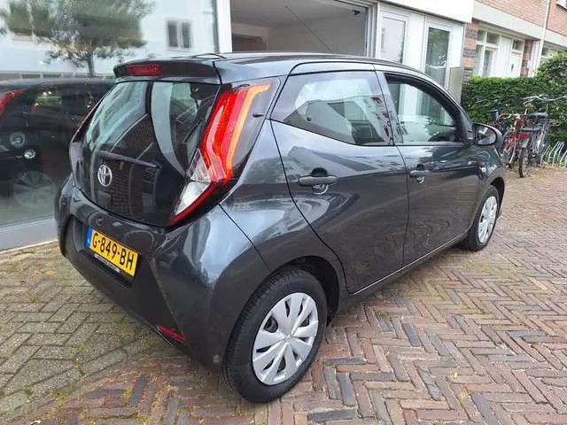 Toyota Aygo 1.0 VVT-i X-Fun 5Drs /Airco/Led/Garantie