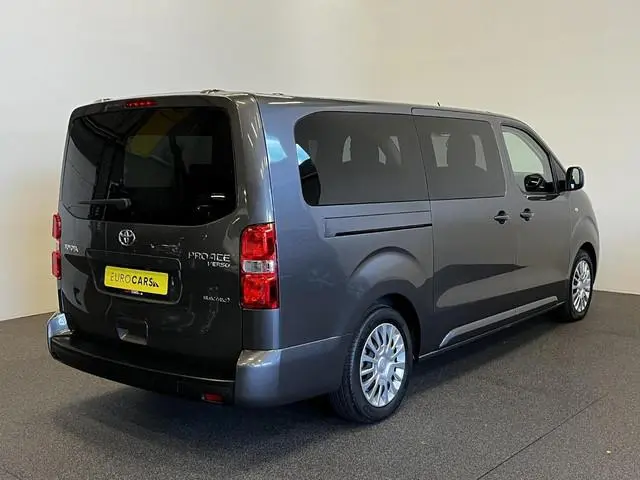 Toyota pro-ace