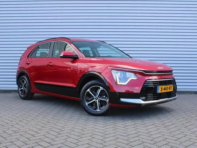 Kia Niro 1.6 GDi Hybrid DynamicLine | Camera | Clima | Cruise | Navi | 16" LM | Keyless | Apple Carp...