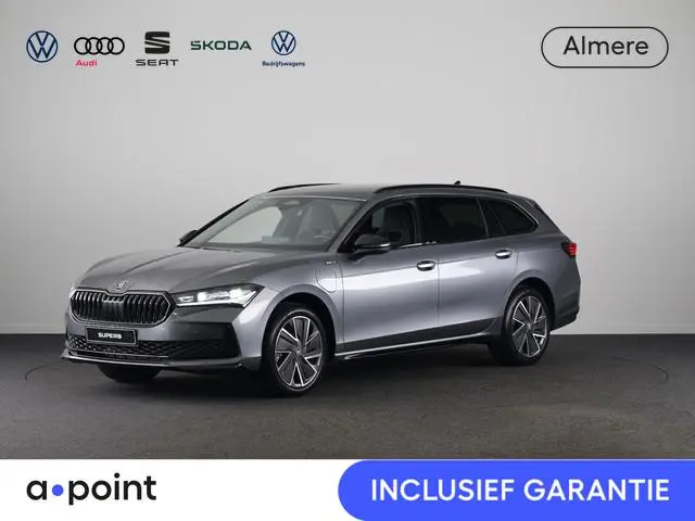 Škoda Superb combi Sportline Business PHEV 1.5 TSI 204 pk 6 versn. DSG | Panoramadak | Trekhaak wegk...