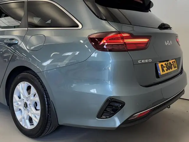 Kia Ceed Sportswagon 1.5 T-GDi DynamicPlusLine | Trekhaak | Dealer onderhouden | Stoel- Stuurverwarm...