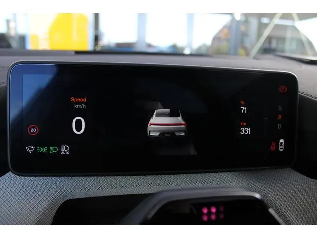 Polestar 4