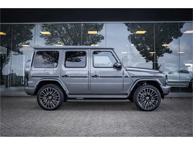 Mercedes-Benz G-Klasse
