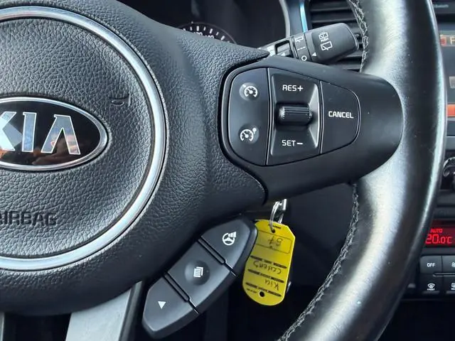 Kia Carens