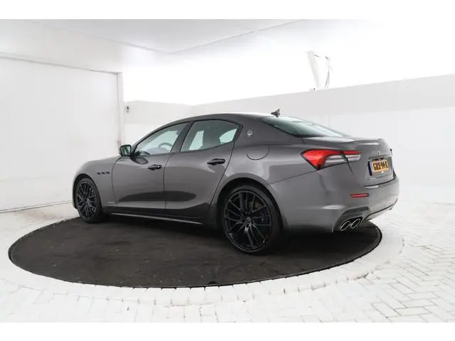 Maserati Ghibli 2.0 MHEV GranSport Schuif/Kanteldak, 360 Camera, Volleder