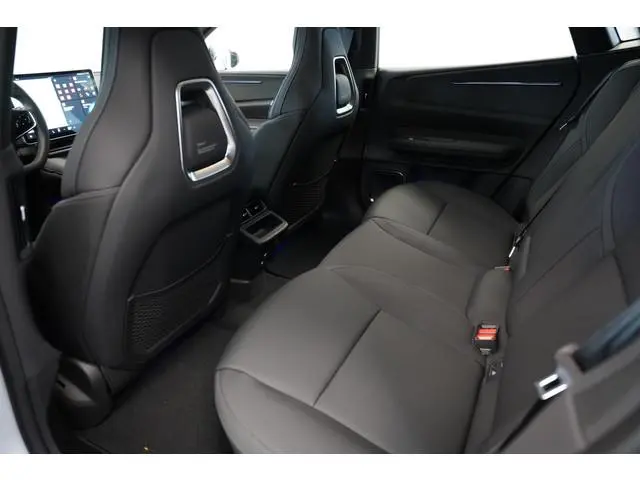 Polestar 4