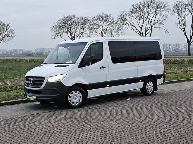 MERCEDES-BENZ SPRINTER 311 tourer 9-persoons