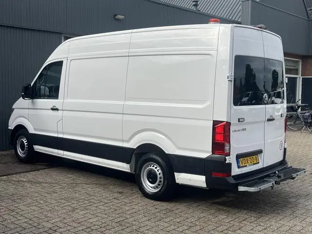 Volkswagen Crafter 35 2.0 TDI L3H3 Airco Cruise controle Trekhaak 3000kg trekgewicht Apple carplay T...