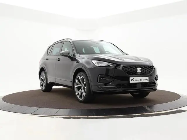 SEAT Tarraco 1.4 TSI e-Hybrid PHEV 245pk DSG FR Business · 360 Camera · Inklap. Trekhaak · Keyless ·...