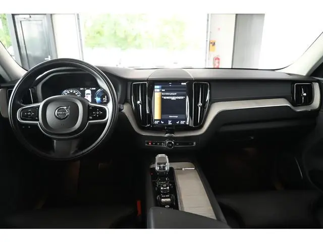 Volvo XC60 2.0 Recharge T6 AWD Inscription Automaat Navigatie Panoramadak Stuur/Stoelverwarming Inru...