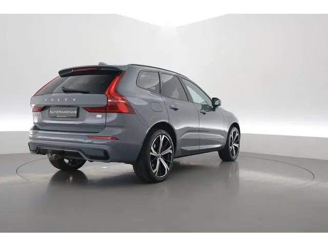 Volvo XC60 2.0 T6 Plug-in hybrid AWD Plus Dark SOH 97% | Pano | Memory Seats | Elek. Trekhaak | Came...