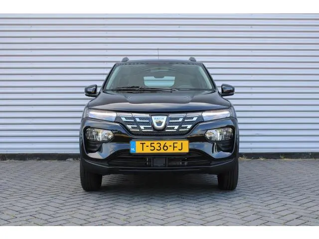 Dacia Spring Expression | Nieuw | Airco | PDC | 14" Design velgen | Navi | Camera |