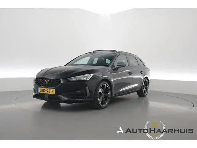 CUPRA Leon Sportstourer 1.4 e-Hybrid Business | Rijklaar! | Pano | SOH 96% | Camera | Adapt. Cruise...