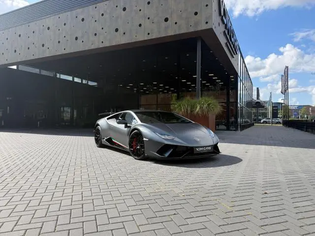 Lamborghini Huracán 5.2 V10 Performante | Forged Carbon | FULL PPF Stealth | Lift | CarPlay |