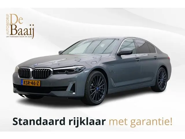 BMW 5-serie 530e Luxury line | Luxury Line | Memory seats | Nieuwe all-season banden