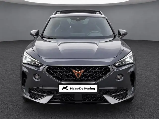 CUPRA Formentor 1.4e-Hybrid 180kW/245PK VZ · Panoramadak · Leder · Camera + Parkeersensoren · Apple/...