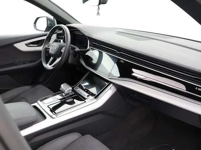 Audi Q8 55 TFSIe 381pk Tiptronic Quattro Pro Line S · Panoramadak · 360 Camera · Wegklapbare Trekhaa...