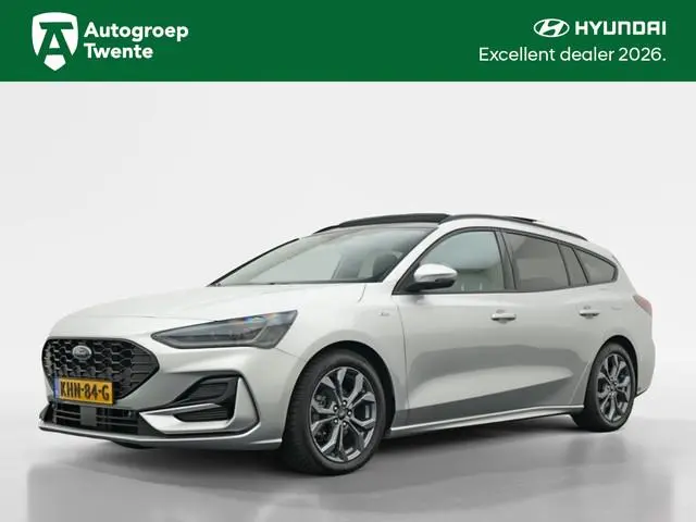 Ford Focus Wagon 1.0 EcoBoost Hybrid ST Line X | Navi | Trekhaak | Panodak | All-