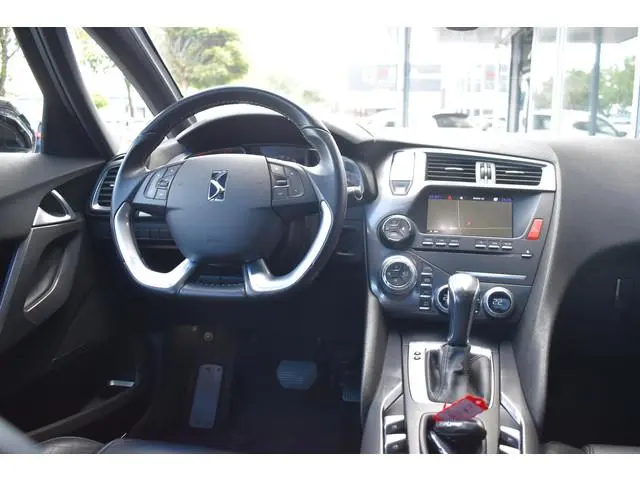 DS DS 5