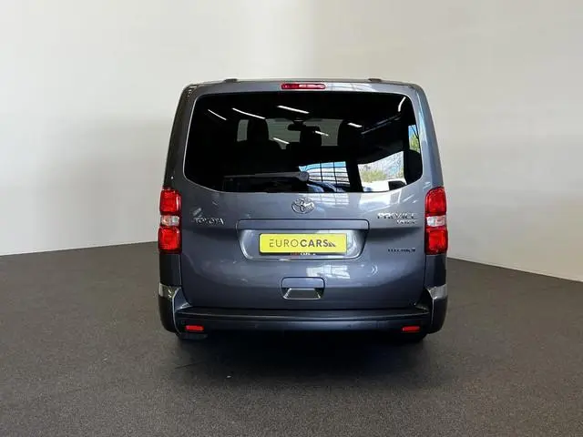 Toyota pro-ace