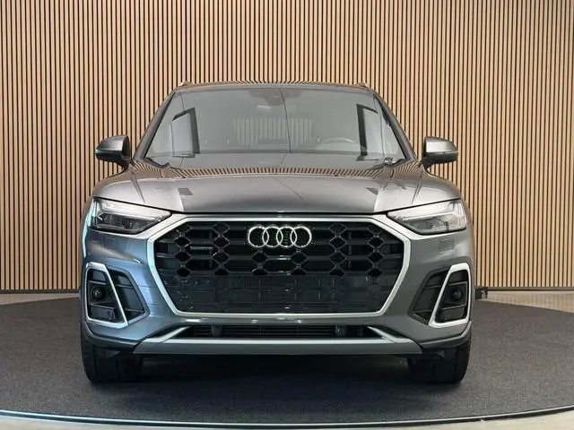 Audi Q5 50 TFSI Pluging-Hybrid 299PK Aut. Quattro S-Line | LED | Trekhaak | Camera | Adapt. Cruise |...