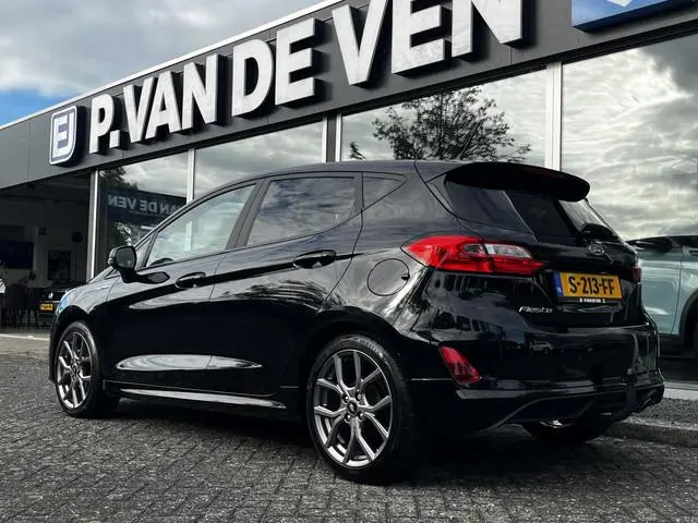 Ford Fiesta 1.0 EcoBoost ST-Line 100pk/74kW 6-bak | Adapt. Cruise | Winter Pack | Trekhaak |