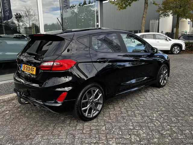 Ford Fiesta 1.0 EcoBoost ST-Line 100pk/74kW 6-bak | Adapt. Cruise | Winter Pack | Trekhaak |