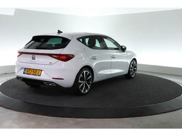 SEAT Leon 1.0 eTSI FR | CARPLAY | CLIMATE CONTROL | ADAP. CRUISE |