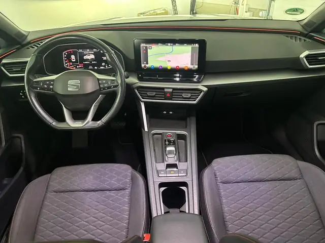 SEAT Leon 1.0 eTSI FR | CARPLAY | CLIMATE CONTROL | ADAP. CRUISE |