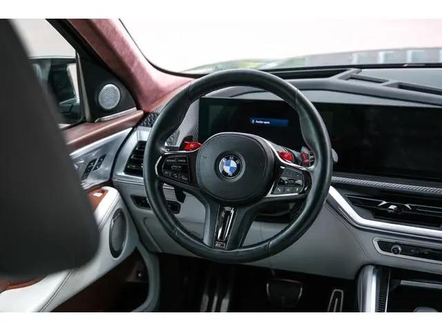 BMW XM