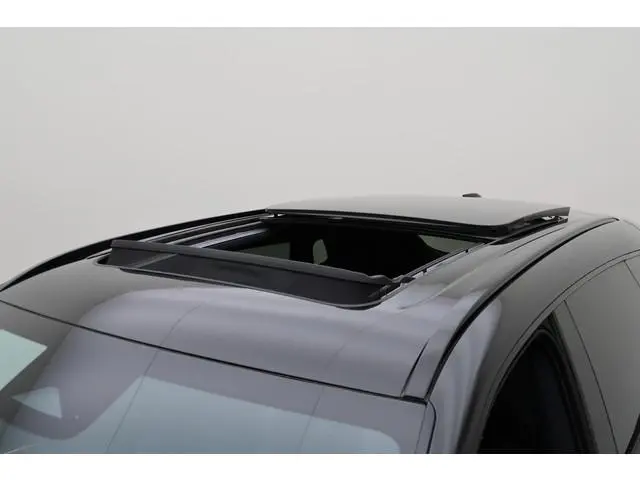 Lynk & Co 08