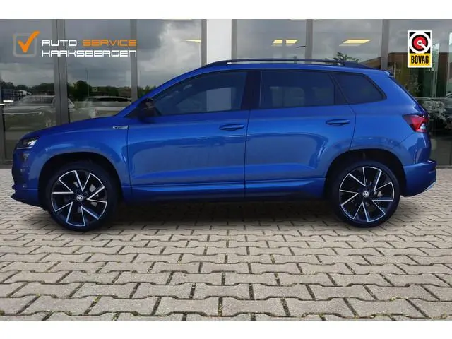 ŠKODA Karoq 1.5 TSI Sportline | Pano | Camera | 19 Inch |