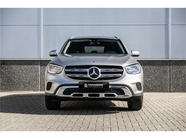 Mercedes-Benz GLC-klasse 300e 4MATIC Camera / Leder / Led / Chroom