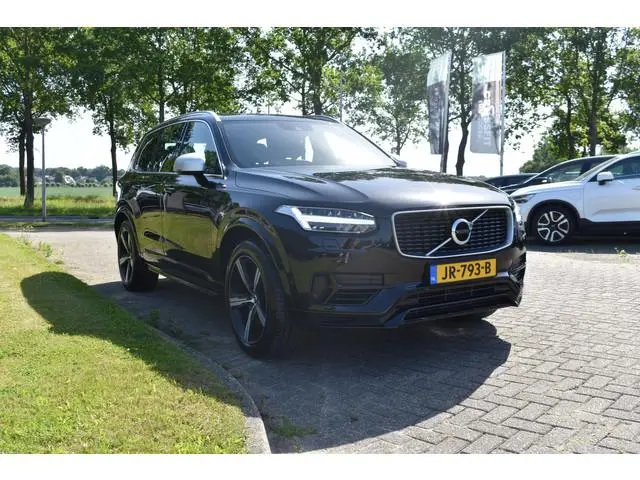 Volvo XC90 T8 AWD 408PK Plug-in Hybrid R-Design | Panodak | Stoelverwarming | Luchtvering | Camera |...