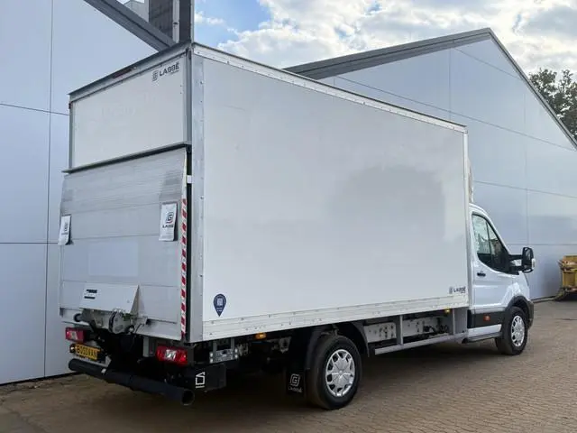 Ford Transit 2.0 TDCI 130PK Laadklep Bakwagen Cruise Control Airco Parkeersensoren Voor Koffer Bakwa...