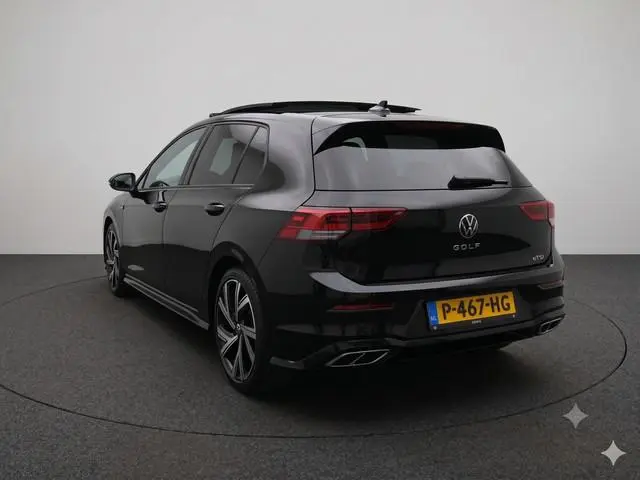 Volkswagen Golf 1.5 eTSI R-Line Business+ Automaat | Schuifdak | Cruise | Clima | Stoel & Stuur verw...