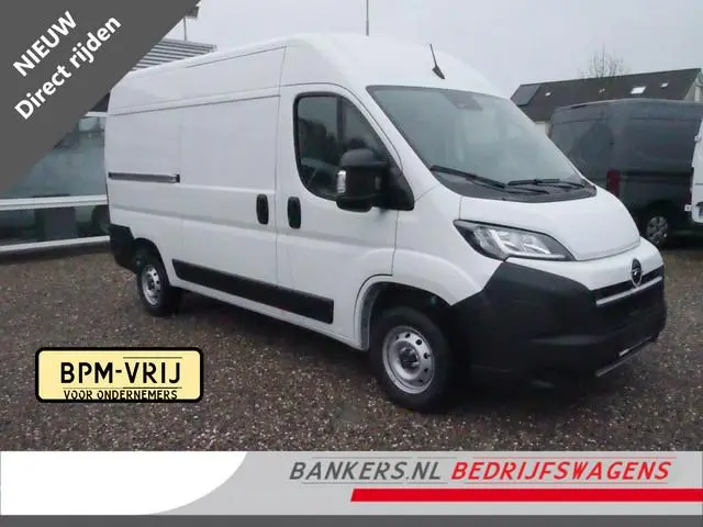 Opel Movano