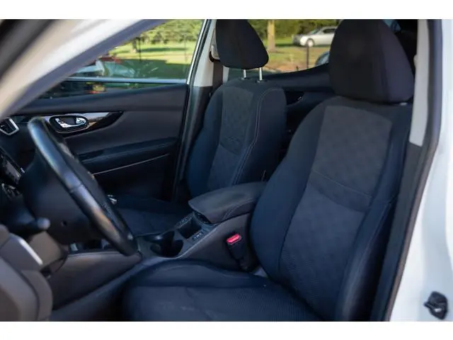 Nissan Qashqai 1.2 Connect Edition , Panoramadak, Stoelverwarming, Trekhaak, Rondomcamera,