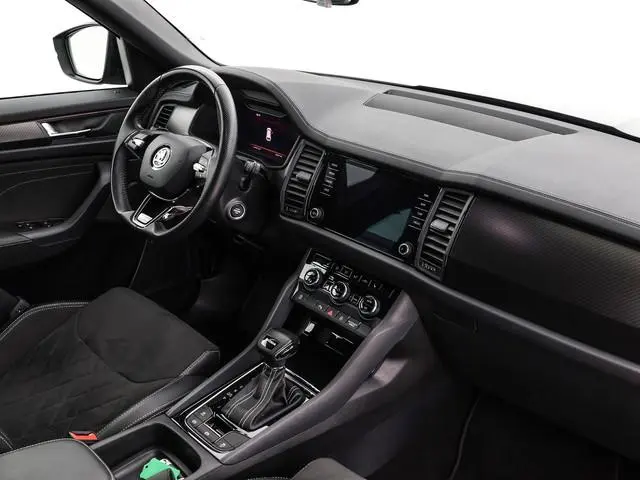 Skoda Kodiaq 1.5 TSI 150pk DSG Sportline Business · Camera · Inklap. Trekhaak · Matrix LED · Elek. S...