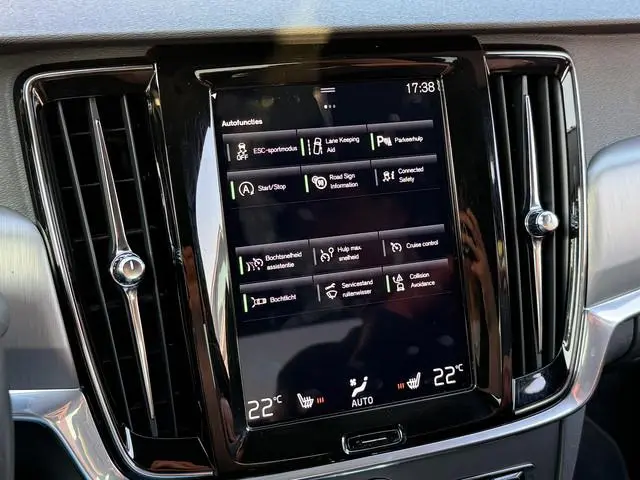 Volvo S90