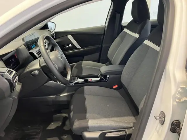 Citroën C4 X