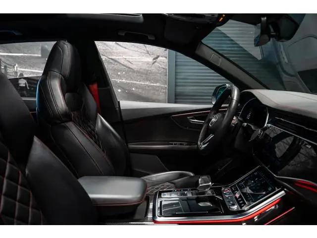 Audi SQ8