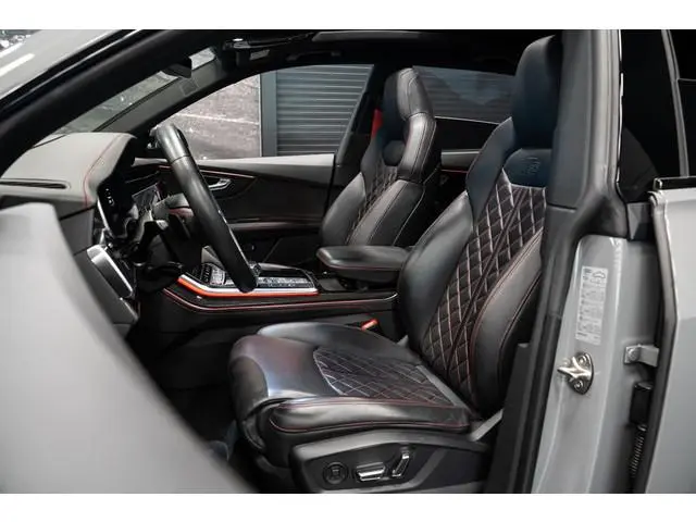 Audi SQ8 4.0 TFSI quattro *Bang & Olufsen / Panorama / Vierwielbesturing / HUD / Surround-view / Sta...