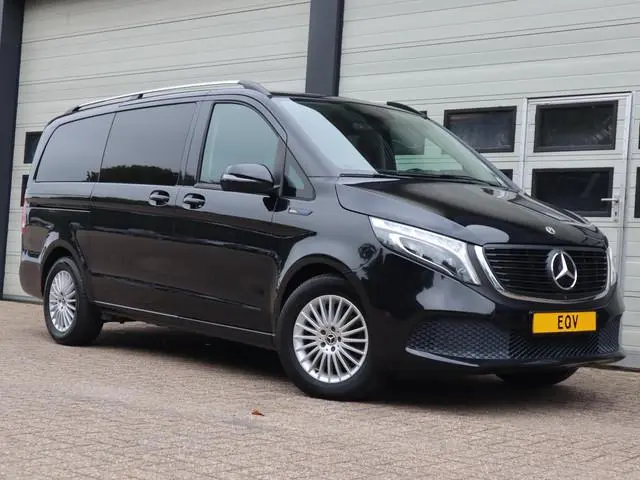 Mercedes-Benz EQV 300 90 kWh L2 - 7 Pers - 360 camera - ACC - incl. TAXI Pakket