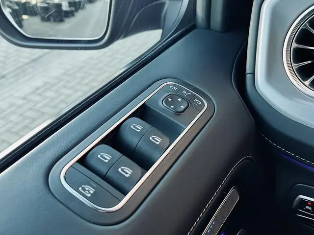 Mercedes-Benz G-Klasse